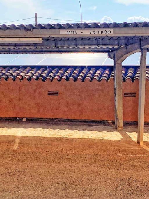 Apto Berta En 1ª Linia De Playa, Piscina Y Parking Privado *